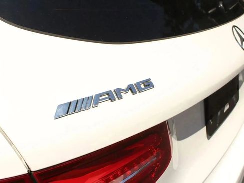 Used 2019 Mercedes-Benz GLC 43 AMG 4MATIC image 9