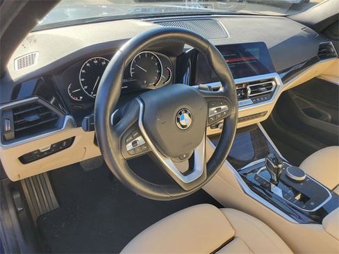 Used 2020 BMW 330i xDrive Sedan w/ Driving Assistance Package image 15