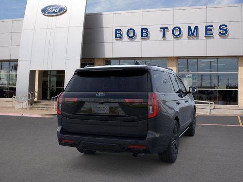 New 2026 Ford Expedition Platinum w/ Stealth Appearance Package AWD/4WD image 10