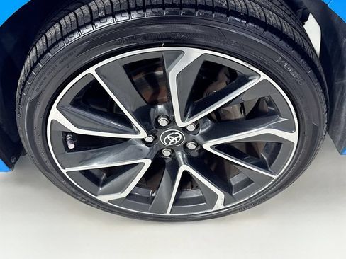 Used 2021 Toyota Corolla XSE FWD image 37