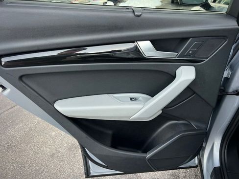 Used 2018 Audi Q5 2.0T Premium Plus w/ Premium Plus Package image 22