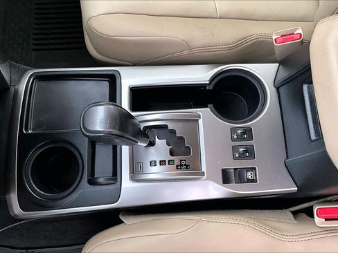 Used 2021 Toyota 4Runner SR5 Premium image 15