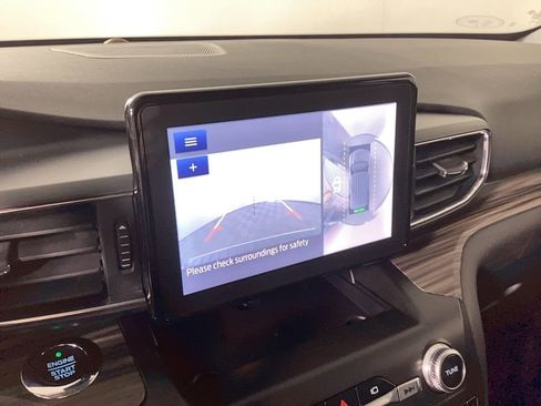 Used 2020 Ford Explorer Limited w/ Equipment Group 310A image 32