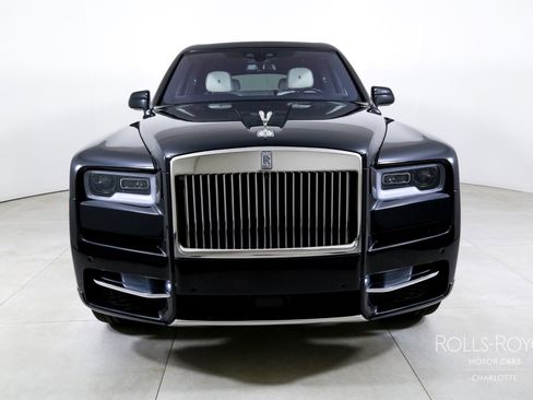 Used 2022 Rolls-Royce Cullinan image 7