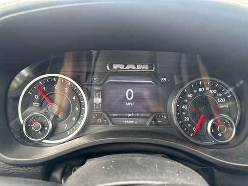 Used 2025 RAM 1500 Laramie w/ Sport Appearance Package AWD/4WD image 17