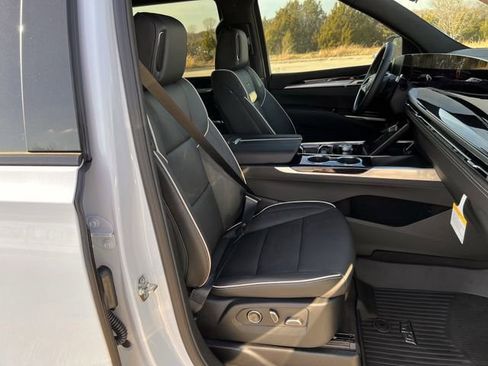 Certified 2026 Cadillac Escalade Sport w/ Touring Package image 29