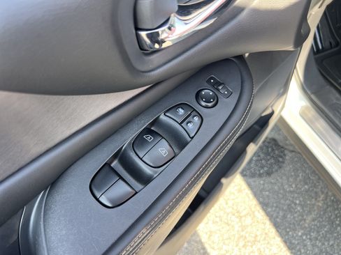 Certified 2023 Nissan Murano SV w/ SV Midnight Edition Package FWD image 20