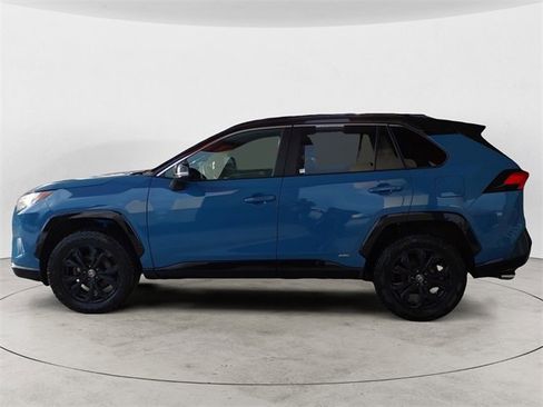Used 2022 Toyota RAV4 XSE image 2