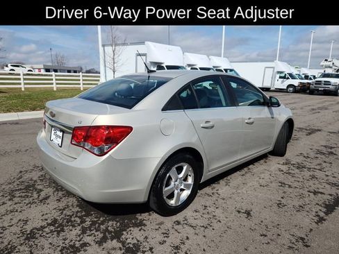 Used 2012 Chevrolet Cruze LT image 9