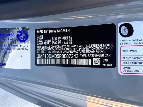 Used 2024 BMW M2 w/ Lighting Package image 33