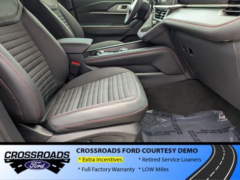 New 2026 Ford Explorer ST-Line w/ ST-Line Street Pack image 39