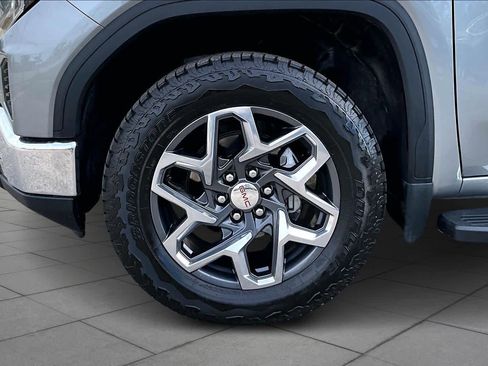 Used 2023 GMC Sierra 1500 SLT w/ SLT Premium Package image 11