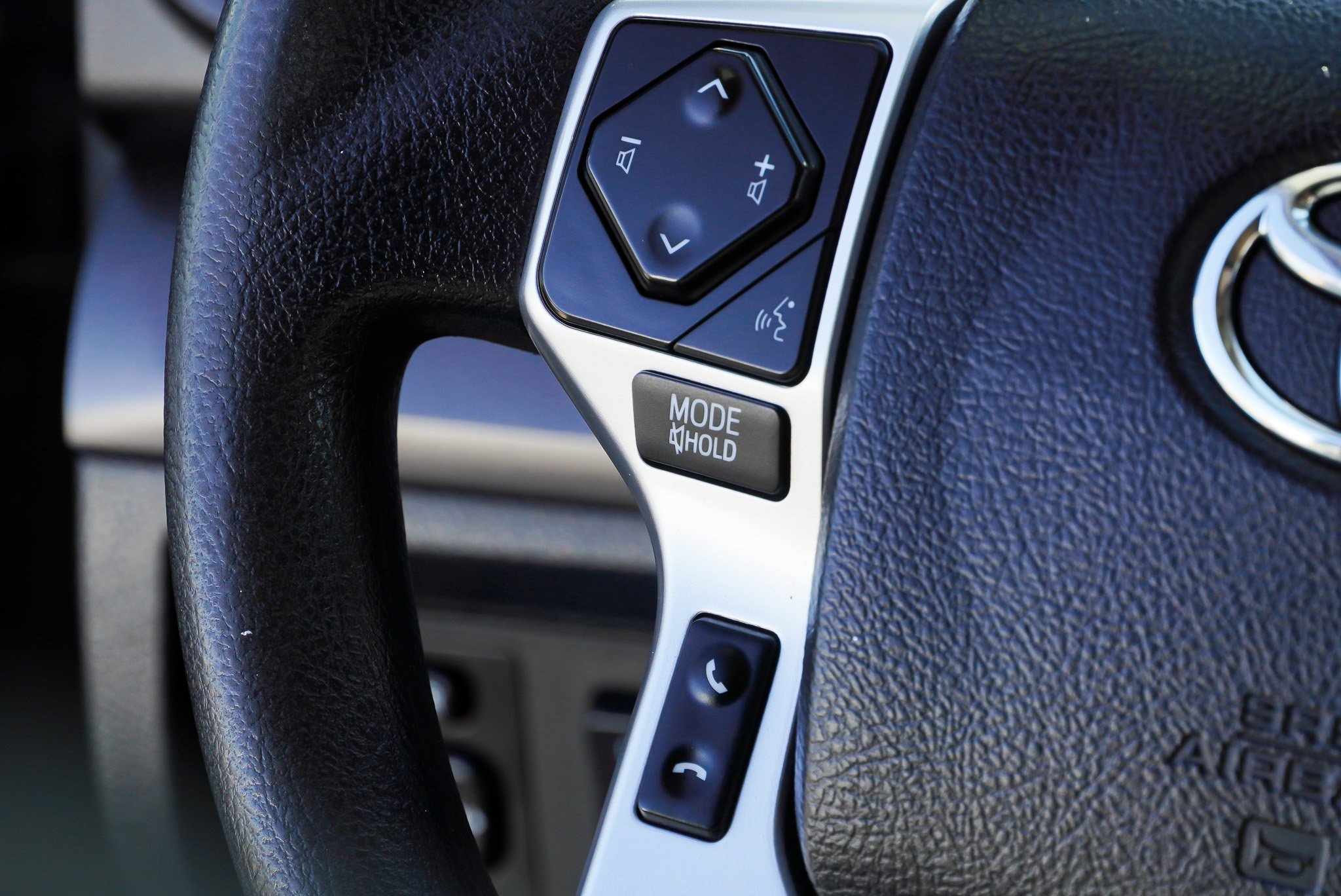 Used 2018 Toyota Tundra SR5 AWD/4WD image 34