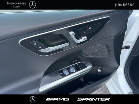 Used 2023 Mercedes-Benz C 300 Sedan image 12