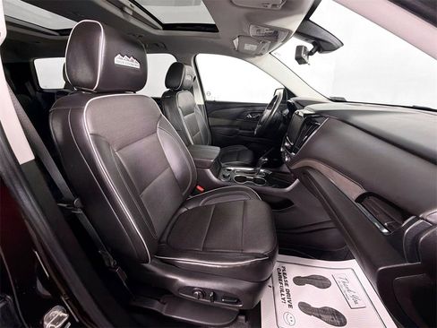 Used 2020 Chevrolet Traverse High Country image 28