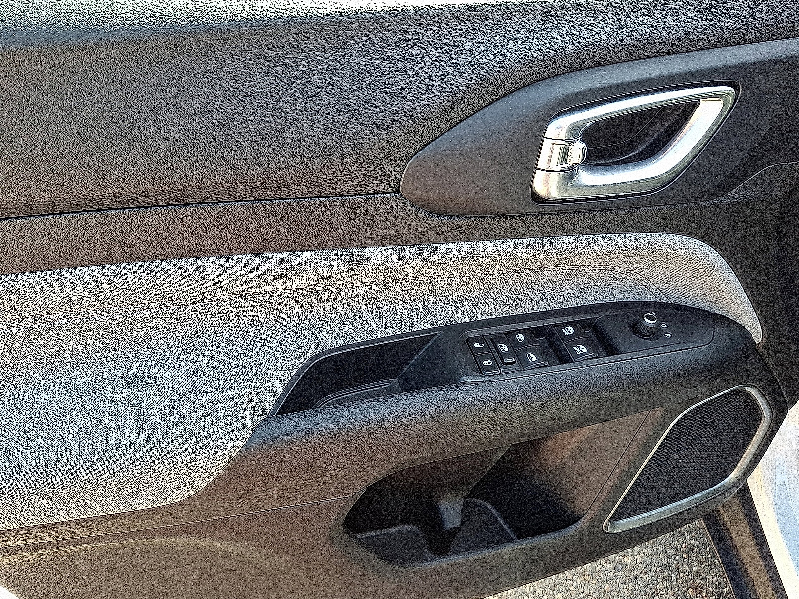 Certified 2023 Jeep Compass Latitude AWD/4WD image 13