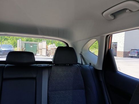 Used 2024 Kia Seltos S FWD image 14