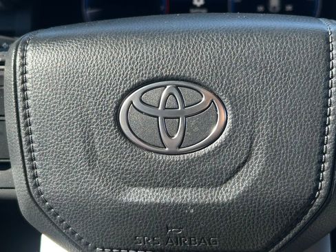 Used 2025 Toyota 4Runner TRD Off-Road Premium w/ Tow Technology Package image 44