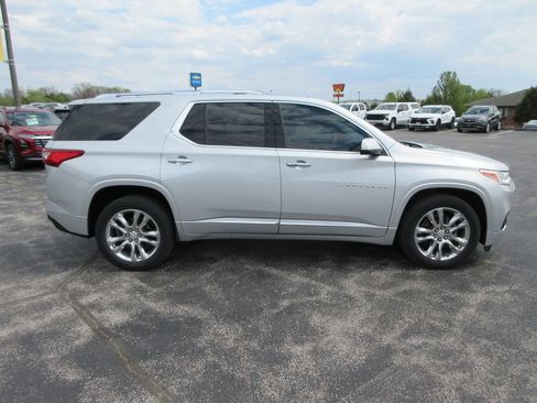 Used 2021 Chevrolet Traverse High Country w/ LPO, Floor Liner Package image 6