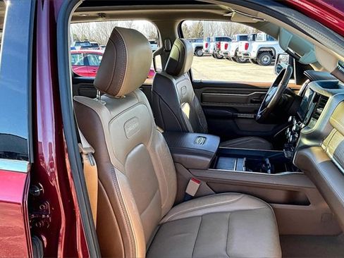 Used 2019 RAM 1500 Limited image 30