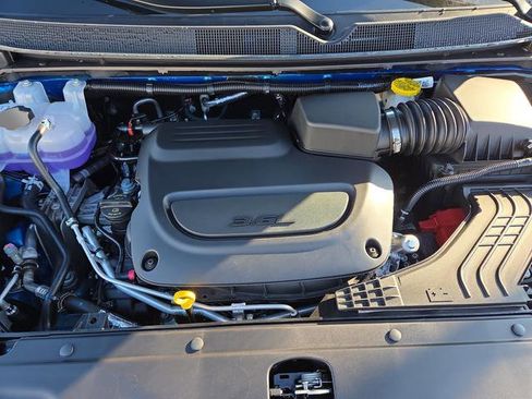 New 2026 Chrysler Pacifica Select w/ S Appearance Package image 39