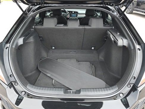 Used 2018 Honda Civic EX image 16