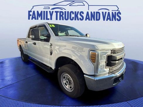 Used 2018 Ford F250 XL w/ Power Equipment Group image 7