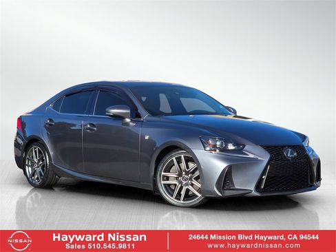 Used 2018 Lexus IS 300 image 1