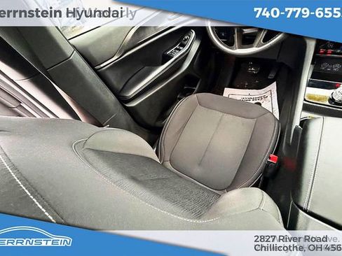 Used 2025 Jeep Grand Cherokee Laredo X AWD/4WD image 10