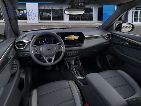 New 2026 Chevrolet TrailBlazer ACTIV AWD/4WD image 25