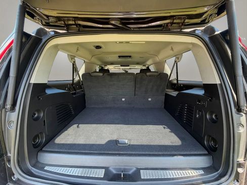 Used 2015 Cadillac Escalade ESV Premium AWD/4WD image 19