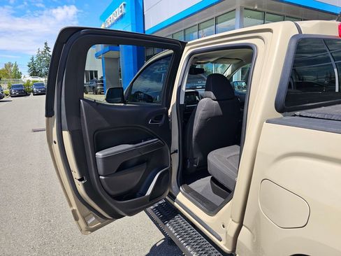 Used 2021 GMC Canyon Elevation w/ Trailering Package AWD/4WD image 15