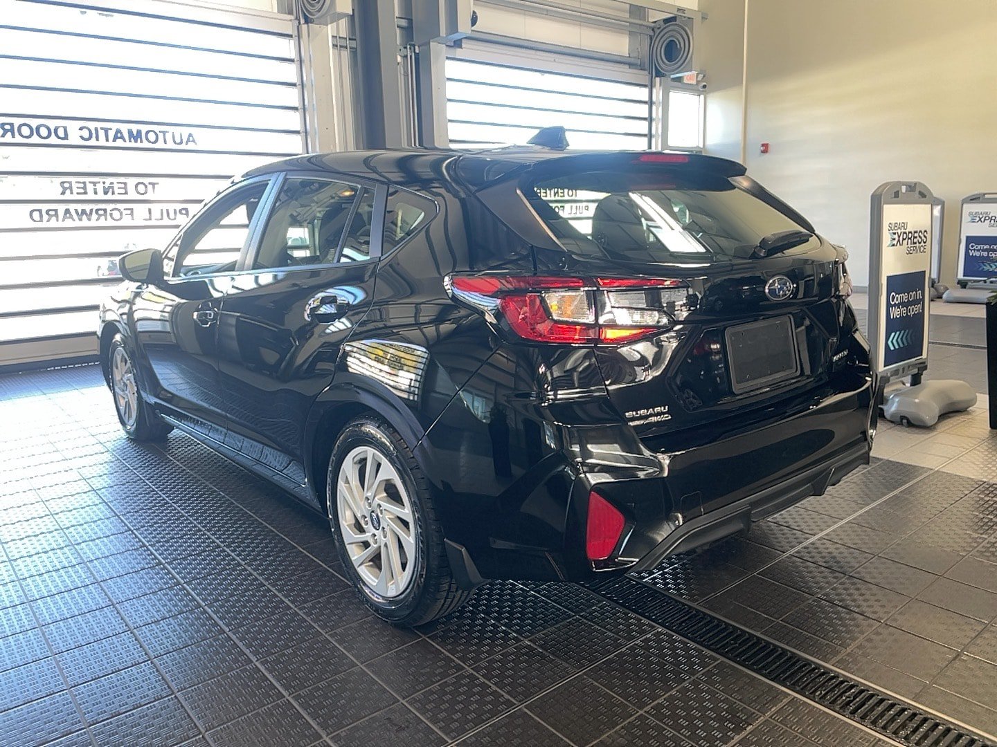 Used 2024 Subaru Impreza 2.0i AWD/4WD image 9