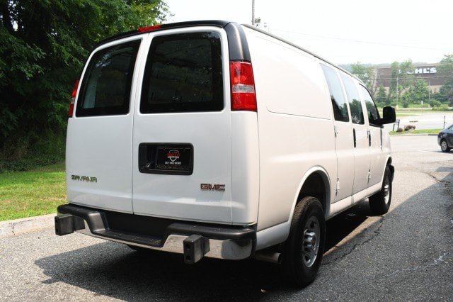Used 2025 GMC Savana 2500 w/ Driver Convenience Package RWD image 9