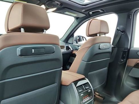 Used 2026 BMW X5 sDrive40i RWD image 30