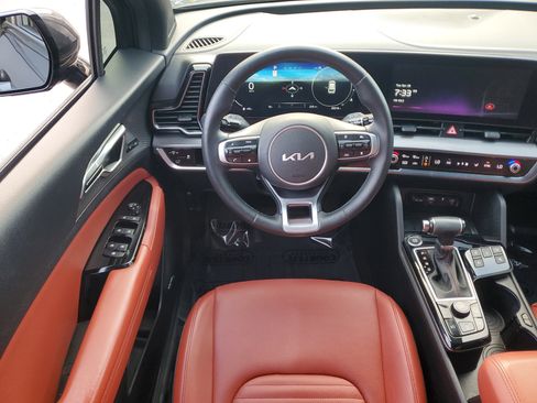 Used 2024 Kia Sportage SX FWD image 13