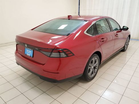 Certified 2024 Honda Accord EX image 27