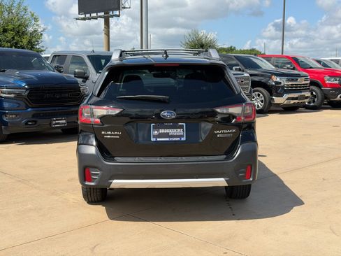 Used 2020 Subaru Outback Touring w/ Popular Package #2 AWD/4WD image 6