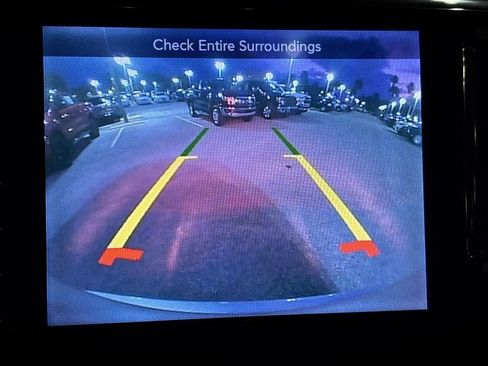 Used 2017 Chrysler Pacifica Touring Plus image 16