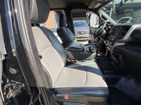 Used 2022 RAM 3500 Tradesman w/ Chrome Appearance Group image 14