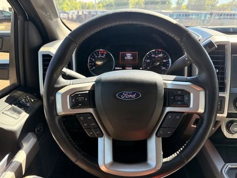 Used 2020 Ford F250 Lariat w/ Lariat Ultimate Package AWD/4WD image 21