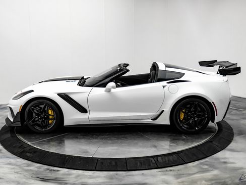 Used 2019 Chevrolet Corvette ZR1 image 7