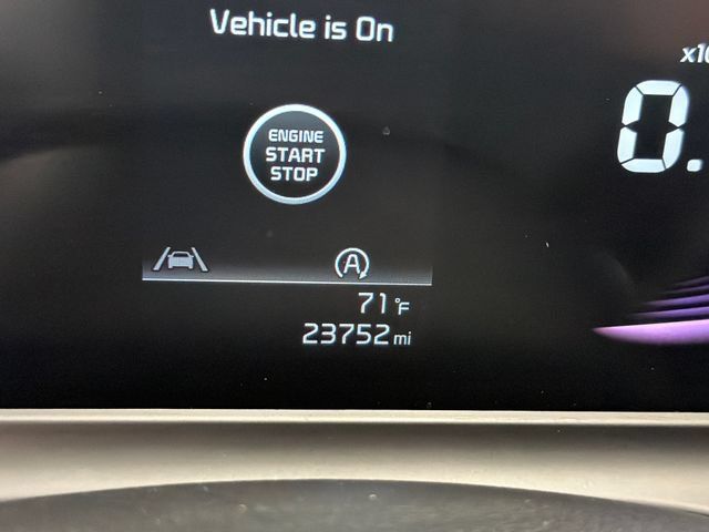 Certified 2025 Kia Seltos S AWD/4WD image 18
