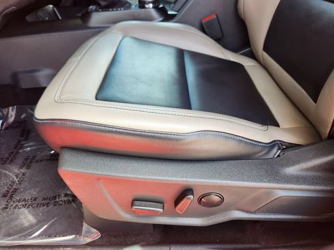 Used 2021 Ford Bronco Wildtrak AWD/4WD image 15