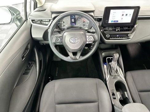 Used 2024 Toyota Corolla LE image 10