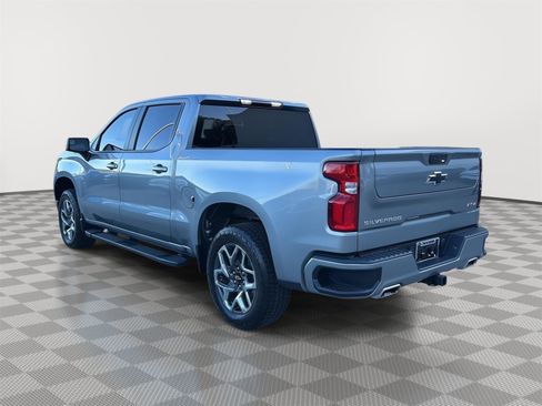 Used 2023 Chevrolet Silverado 1500 RST w/ Z71 Off-Road Package image 3