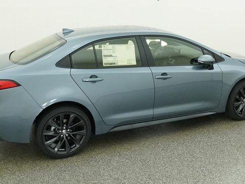 Used 2026 Toyota Corolla SE FWD image 16