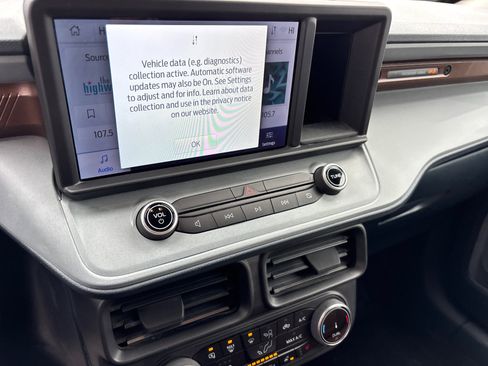 Used 2023 Ford Maverick Lariat w/ Lariat Luxury Package image 23