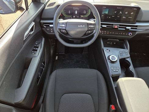 New 2026 Kia Sportage S image 8