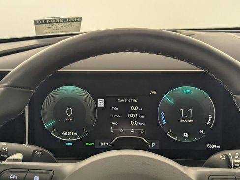 Certified 2025 Hyundai Tucson Limited AWD/4WD image 18